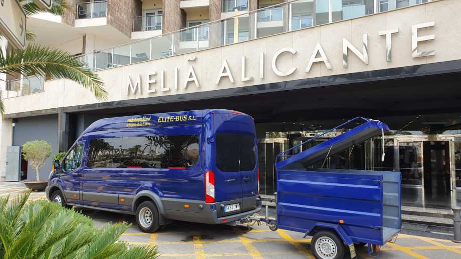 Reserva online tu traslado del aeropuerto de Alicante (ALC) al centro o a tu hotel. Reserva tu taxi aeropuerto Alicante , Autobus aeropuerto Alicante